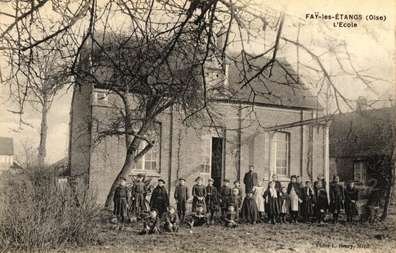 FAY-LES-ETANGS