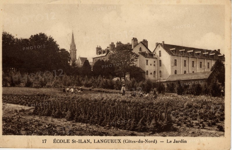 LANGUEUX