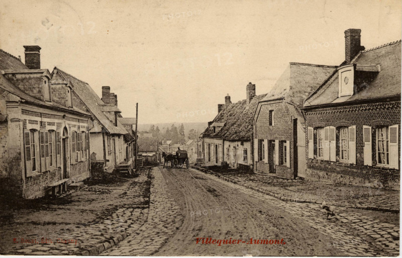 VILLEQUIER-AUMONT
