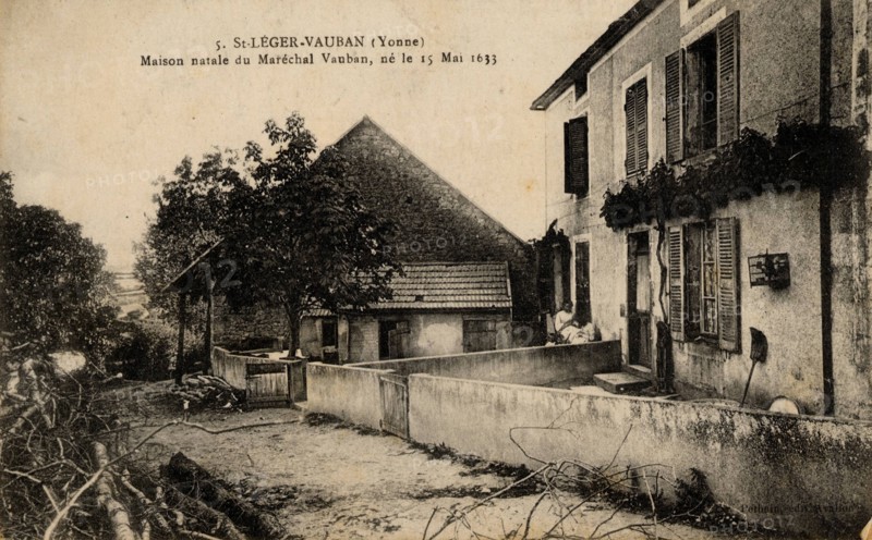 SAINT-LEGER-VAUBAN