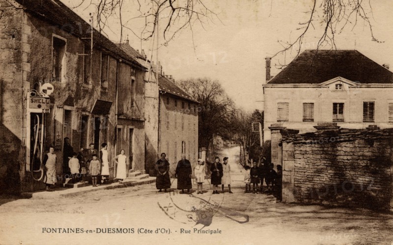 FONTAINES-EN-DUESMOIS