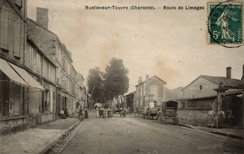 RUELLE-SUR-TOUVRE