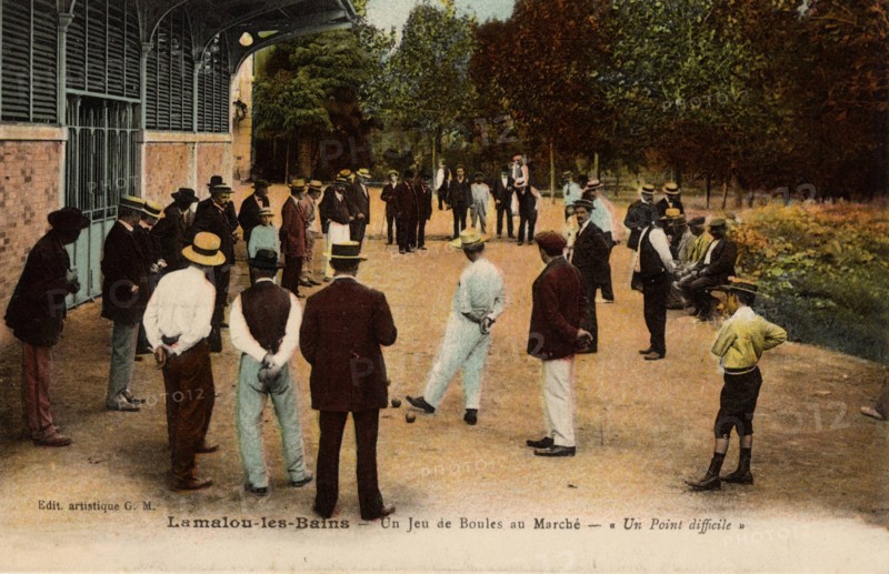 Postcard representing a bowls game in France