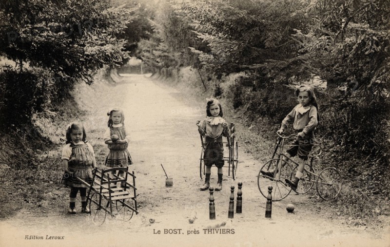 JEUX-QUILLES