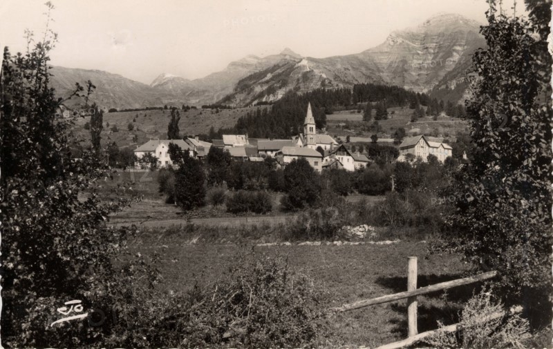 SAINT-MICHEL-DE-CHAILLOL*