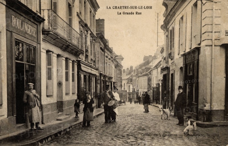 CHARTRE-SUR-LE-LOIR*