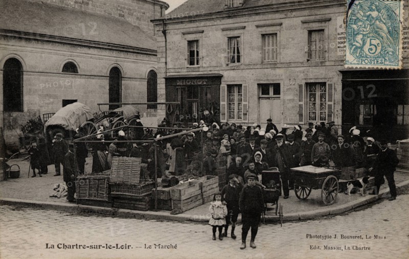 CHARTRE-SUR-LE-LOIR*