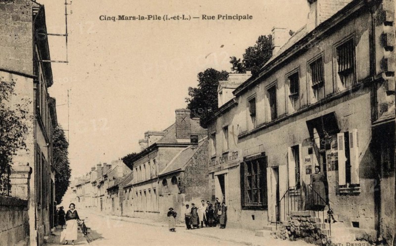 CINQ-MARS-LA-PILE