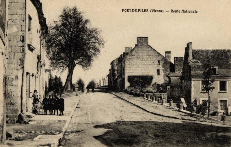 PORT-DE-PILES