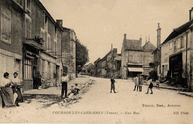 COURSON-LES-CARRIERES