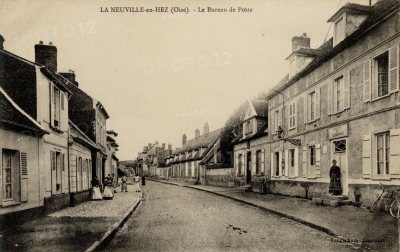 NEUVILLE-EN-HEZ