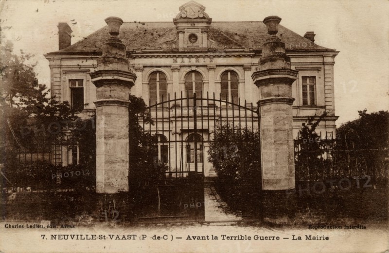 NEUVILLE-SAINT-VAAST
