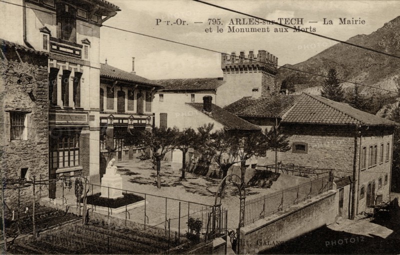 ARLES-SUR-TECH