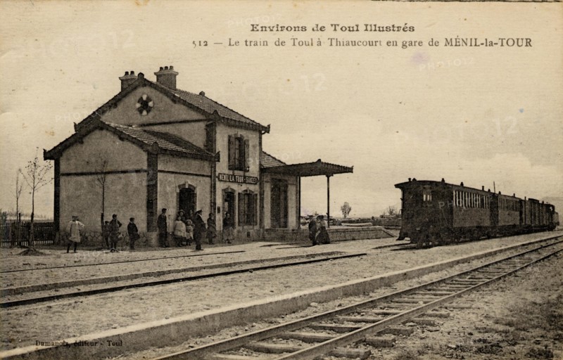 MENIL-LA-TOUR