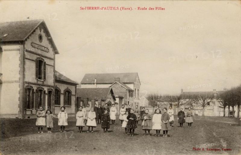 SAINT-PIERRE-D’AUTILS