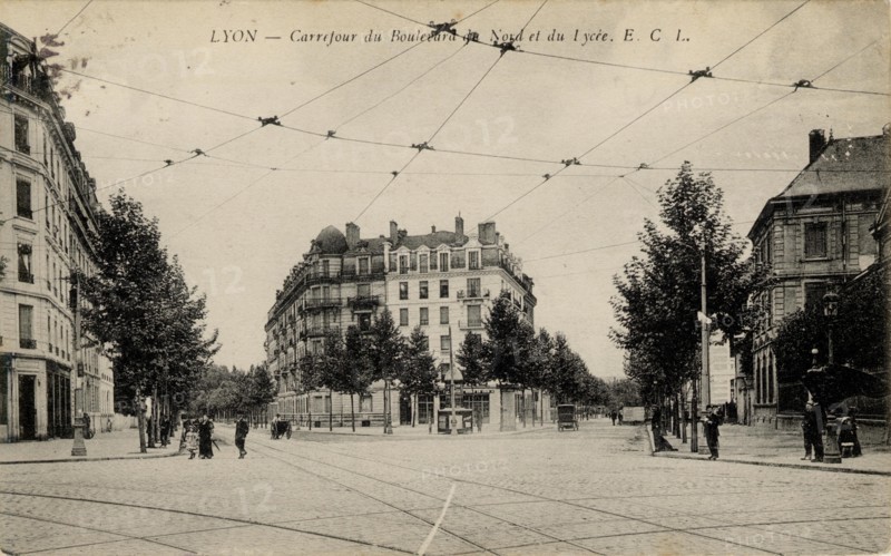 LYON