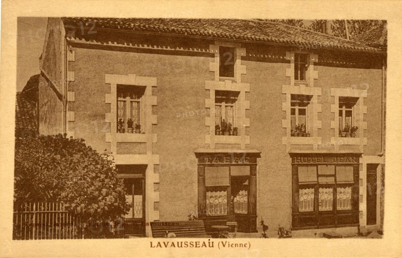 LAVAUSSEAU