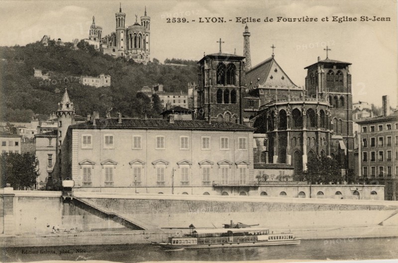 LYON