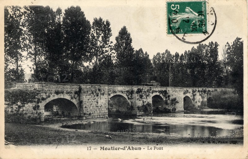 MOUTIER-D’AHUN