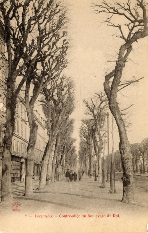 VERSAILLES