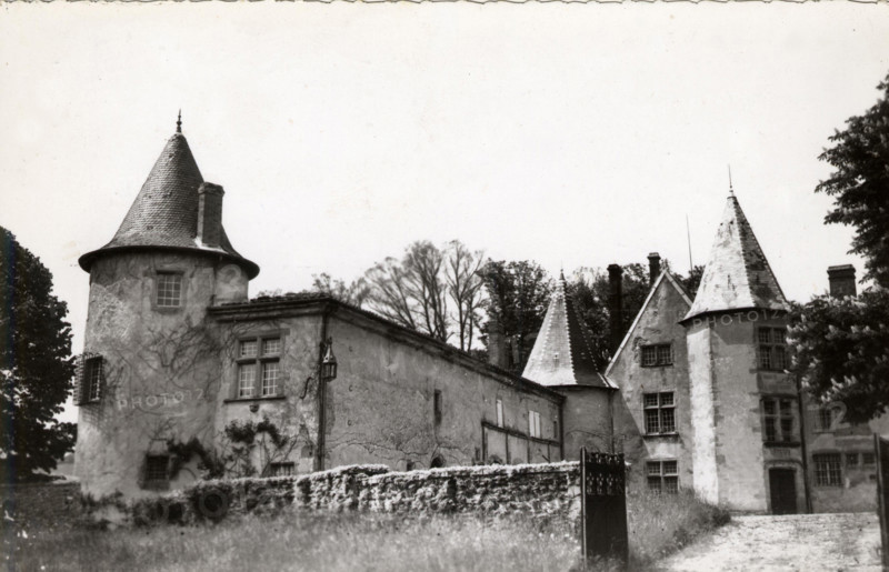 SAINT-BONNET-DE-GALAURE