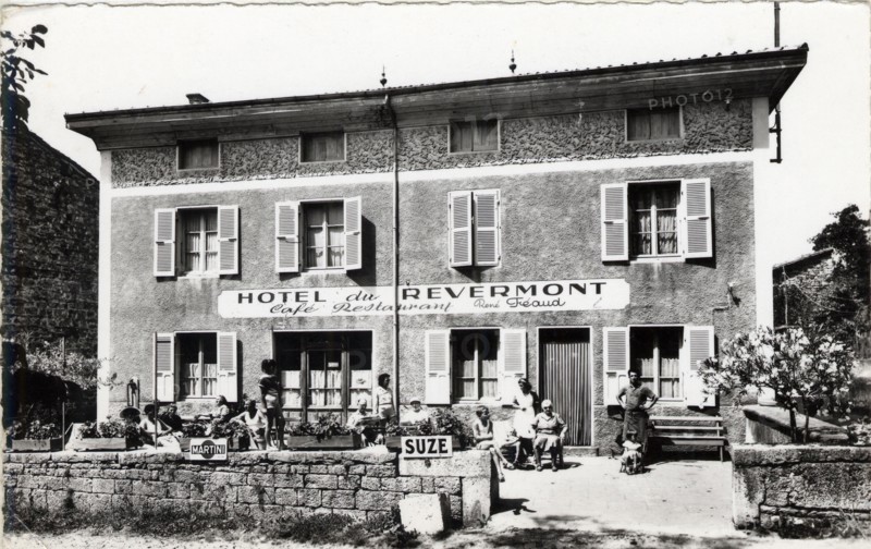 CUISIAT. Hôtel du Revermont.
Département : Ain (01). Region: Auvergne-Rhône-Alpes (formerly Rhônes-Alpes)