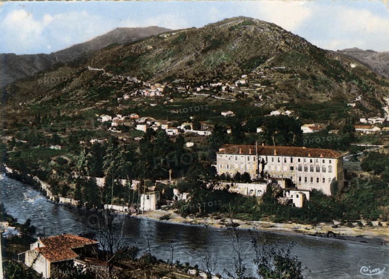 DUNIERES-SUR-EYRIEUX. Département : Ardèche (07). Region: Auvergne-Rhône-Alpes (formerly Rhônes-Alpes)