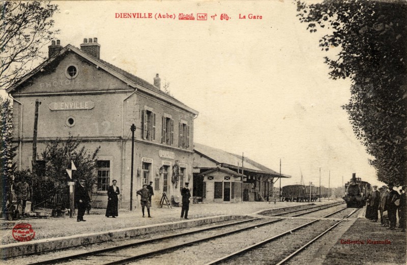 DIENVILLE. Département : Aube (10). Région : Grand Est (anciennement Champagne-Ardenne)
