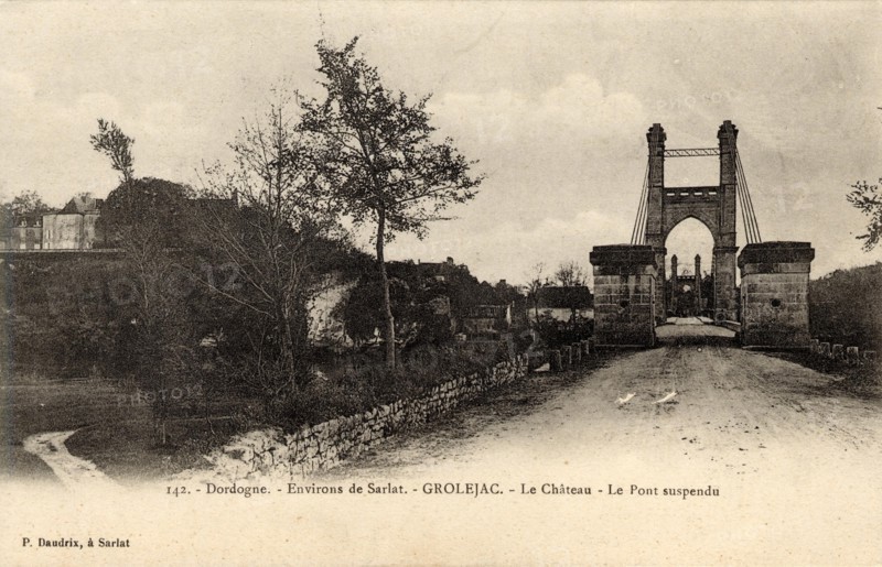 GROLEJAC. Département : Dordogne (24). Région : Nouvelle-Aquitaine (anciennement Aquitaine)