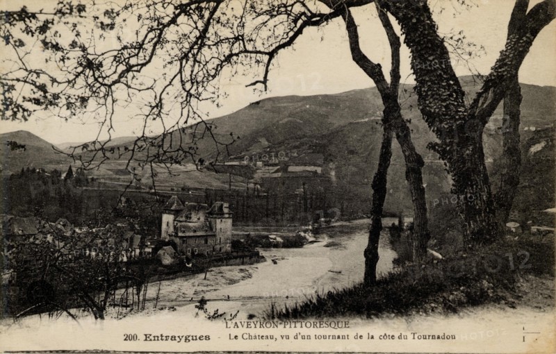 ENTRAYGUES-SUR-TRUYERE