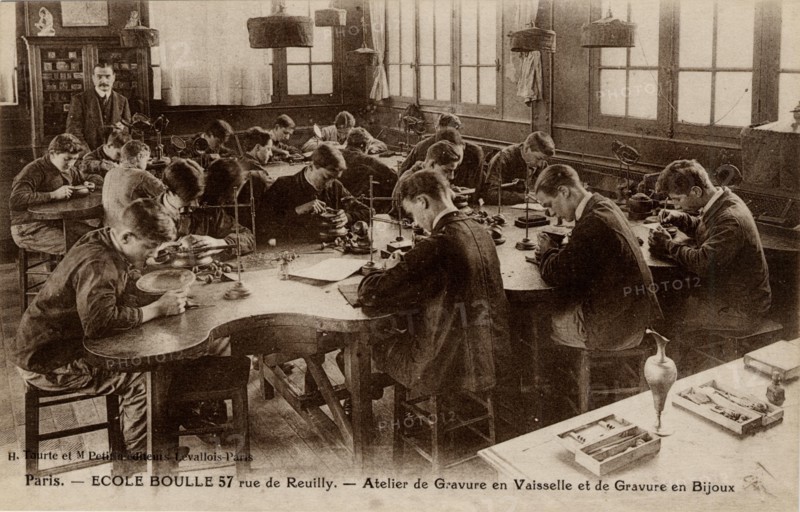 Paris, Elèves de l'Ecole Boulle, 57 rue de Reuilly