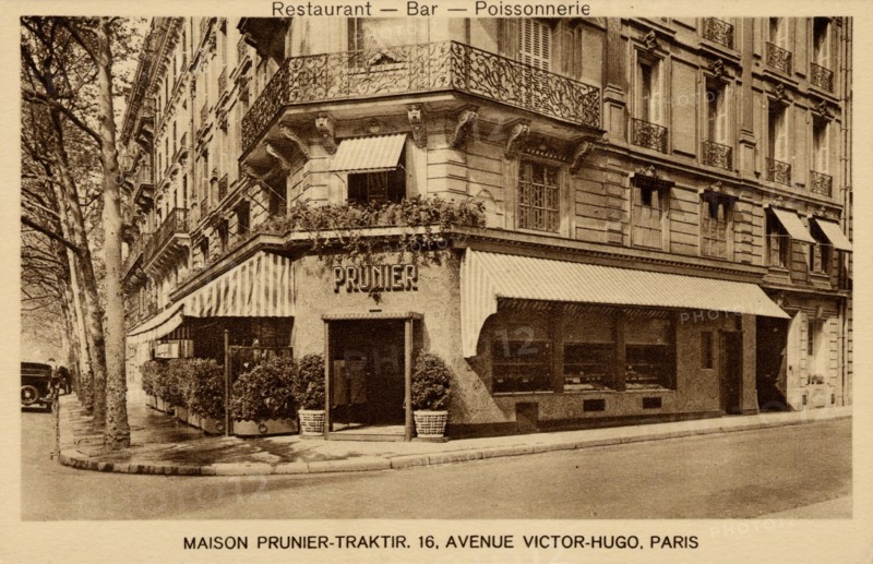 Paris, Maison Prunier restaurant
