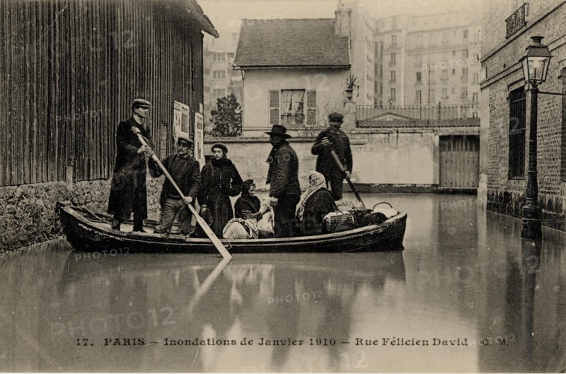 The 1910 Great Flood of Paris