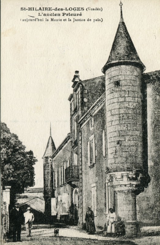 Saint-Hilaire-des-Loges, old priory