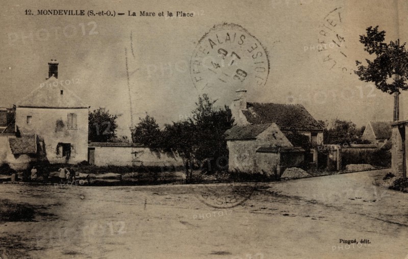 MONDEVILLE