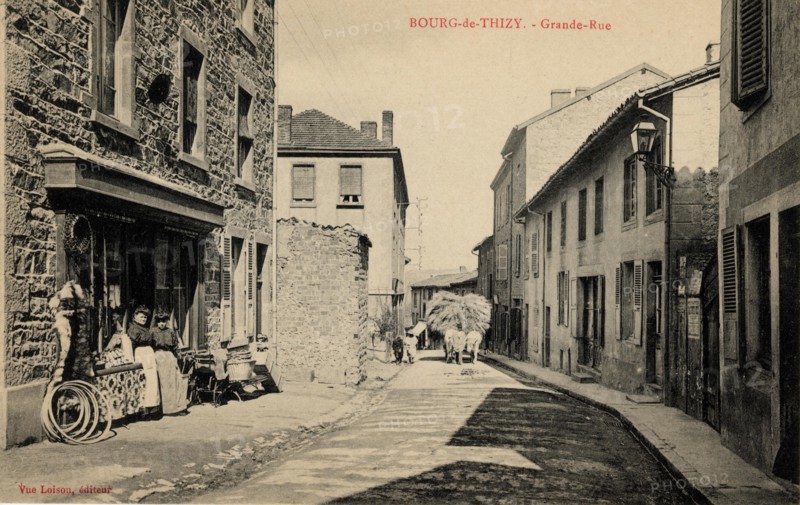 BOURG-DE-THIZY