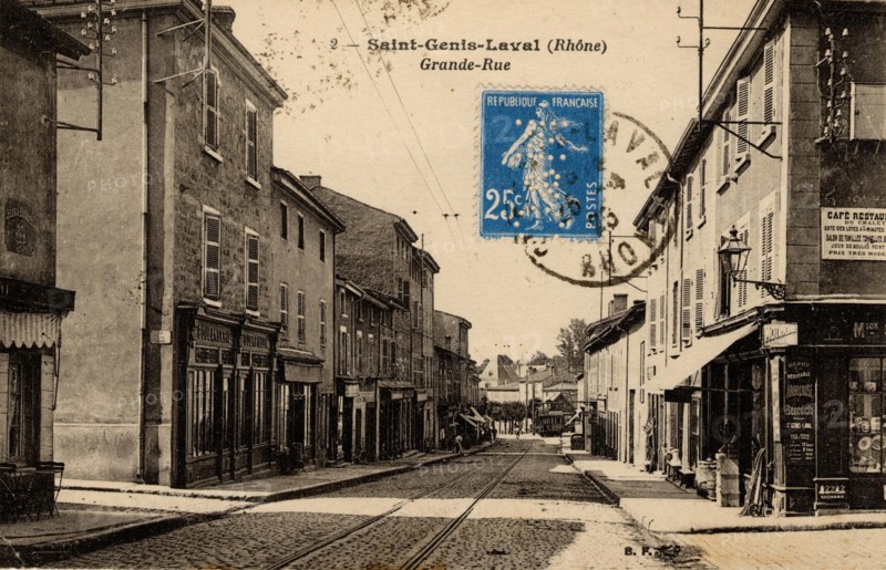 SAINT-GENIS-LAVAL