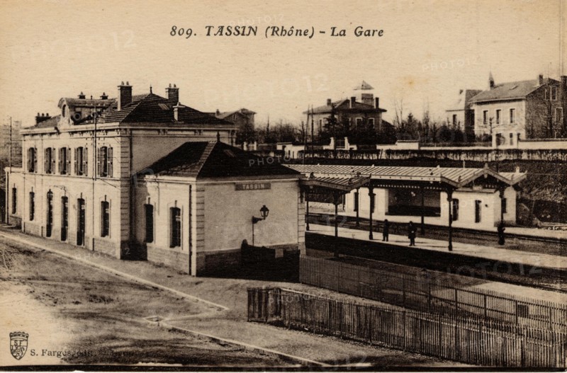 TASSIN-LA-DEMI-LUNE