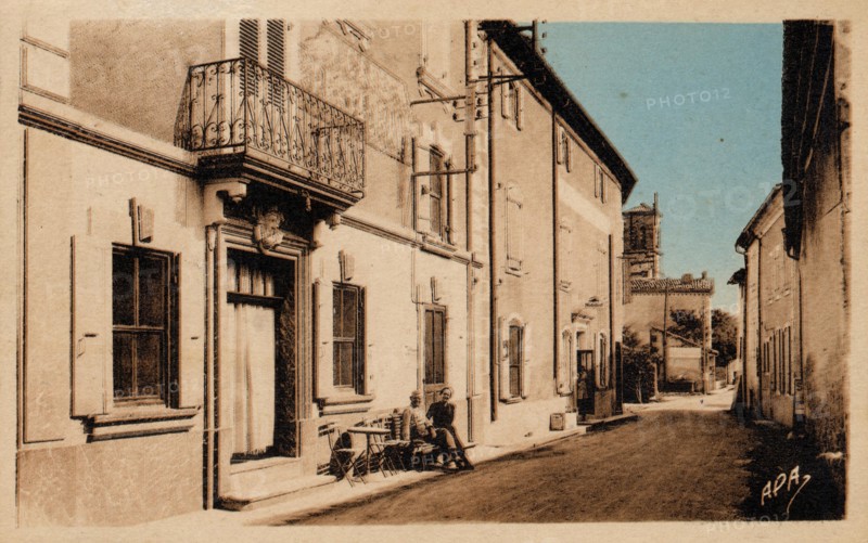 ROCHE-SAINT-SECRET-BECONNE