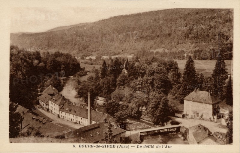 BOURG-DE-SIROD