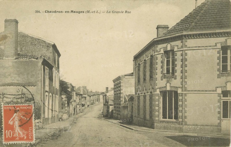 CHAUDRON-EN-MAUGES