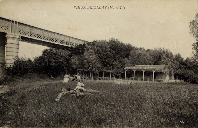 VIEUX-BRIOLLAY