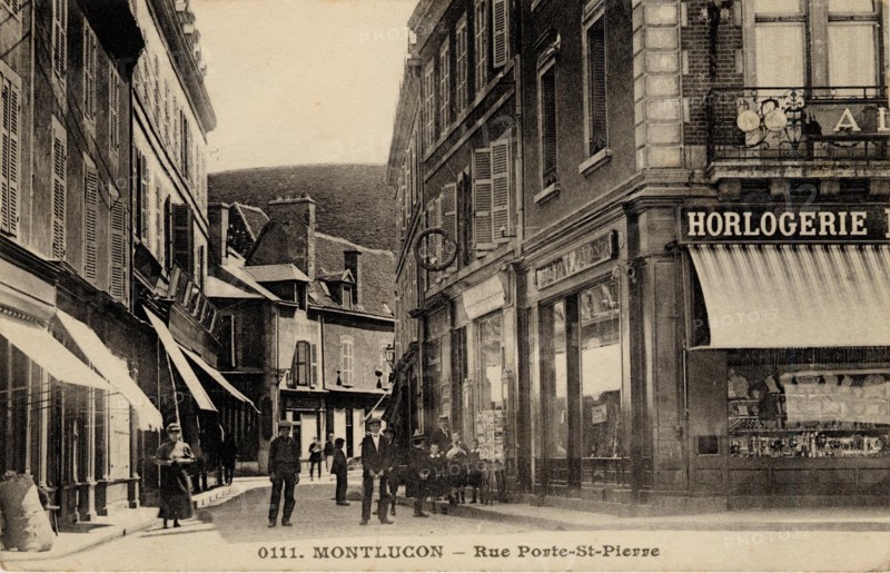 MONTLUCON