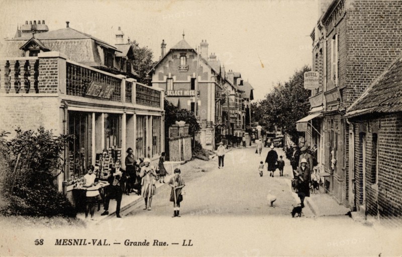 MESNIL-VAL