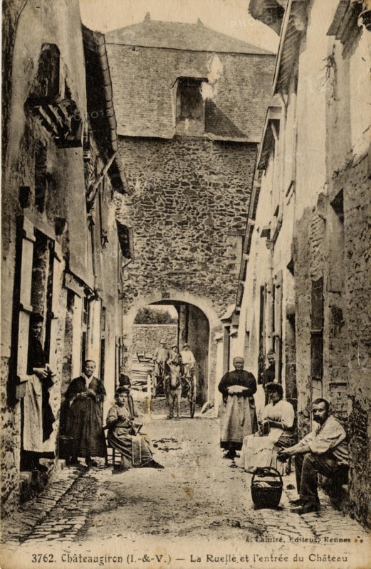 CHATEAUGIRON