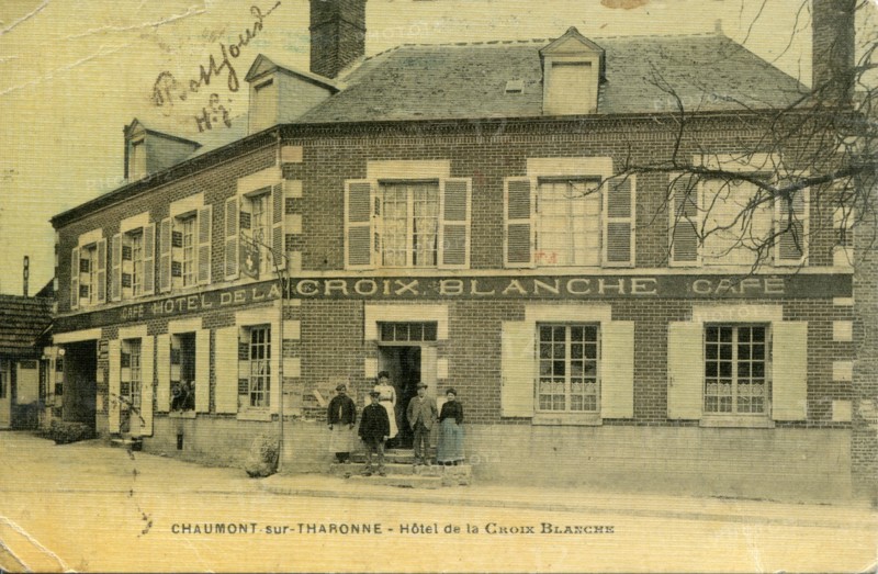 Chaumont-Sur-Tharonne.