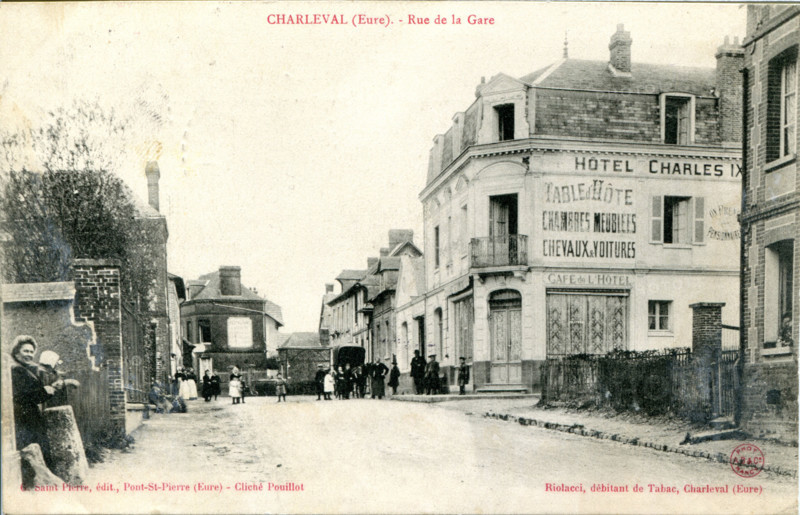 Charleval