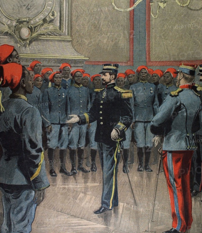 Les adieux du commandant Marchand à ses compagnons, les tirailleurs sénégalais, qui l'ont accompagné dans sa mission du 30 juillet 1899