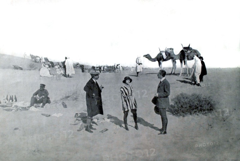 Touristes parisiens sur les routes d'Algérie et de Tunisie, 1922