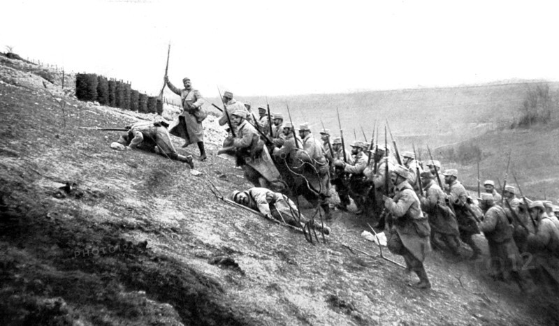 Battle on the eastern spur of Notre-Dame-de-Lorette (4-15-15)